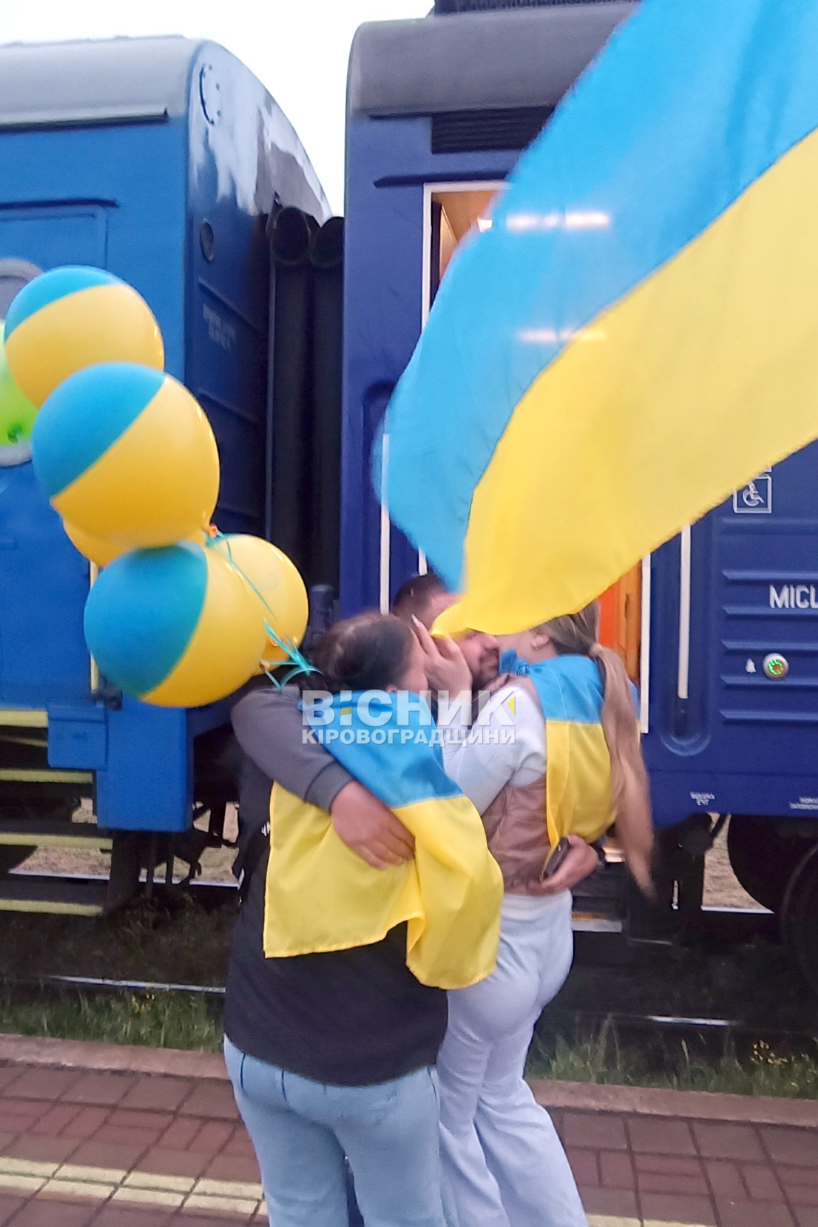 Знам’янка зустріла Валентина Маринича після трьох років полону Знам’янка зустріла Валентина Маринича після трьох років полону