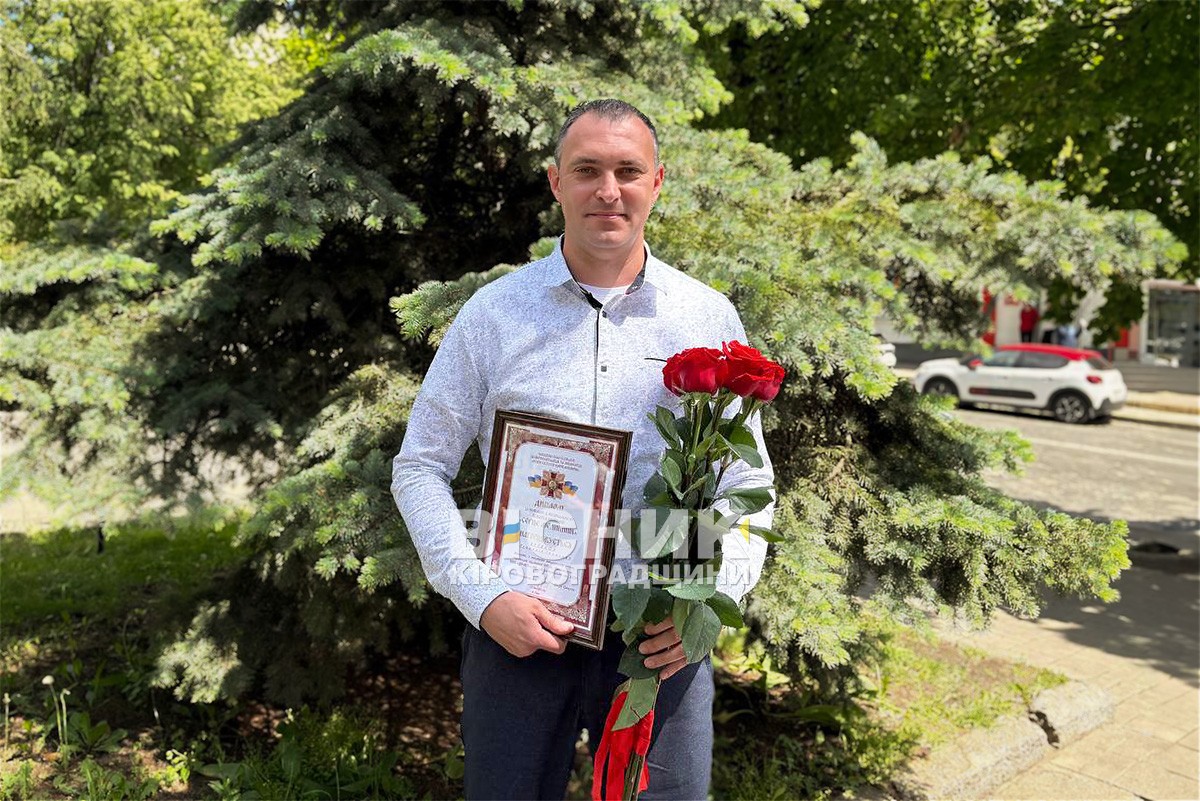 Парамедик із Світловодська Геннадій Бутаков номінований на всеукраїнську медичну відзнаку Парамедик із Світловодська Геннадій Бутаков номінований на всеукраїнську медичну відзнаку