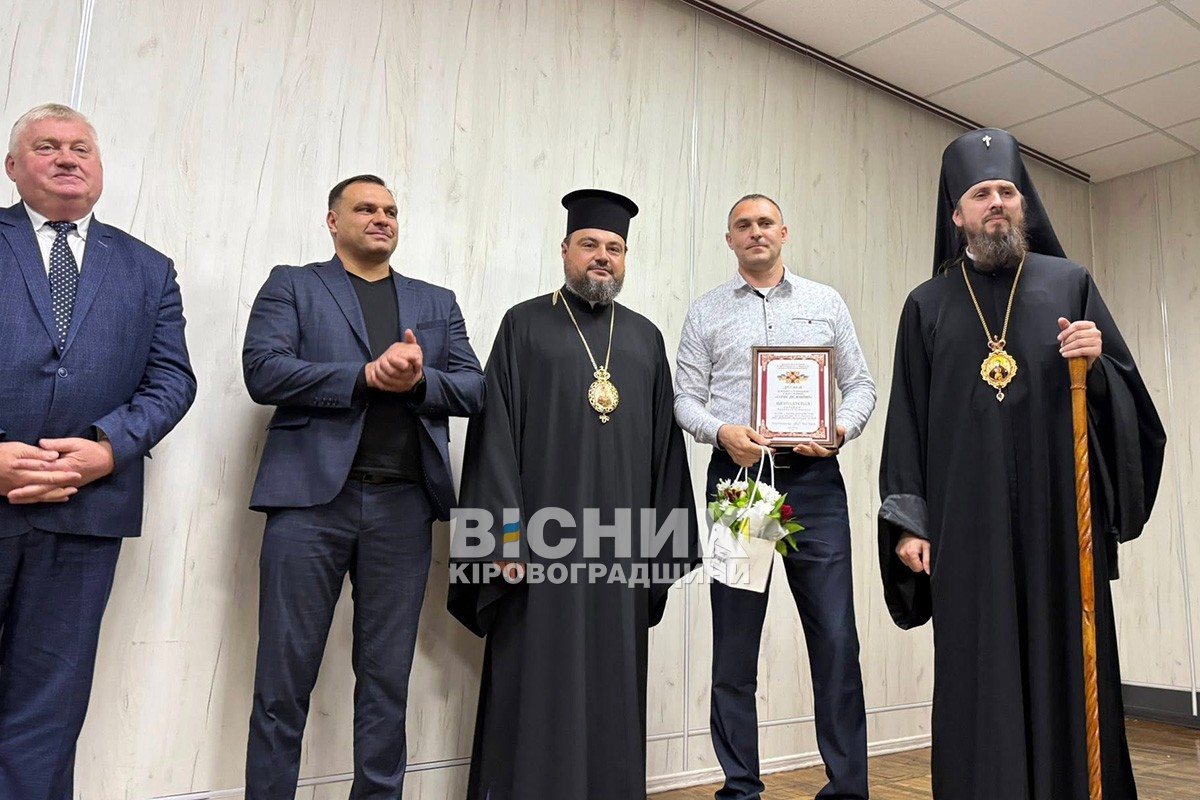 Парамедик із Світловодська Геннадій Бутаков номінований на всеукраїнську медичну відзнаку Парамедик із Світловодська Геннадій Бутаков номінований на всеукраїнську медичну відзнаку