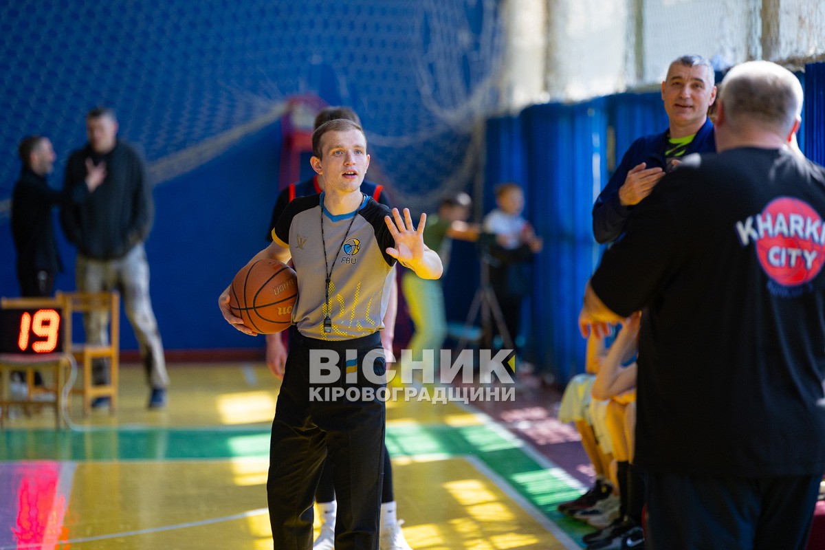 «Комети» сяяли на домашньому паркеті — Світловодськ виборов перемогу у всеукраїнському турнірі