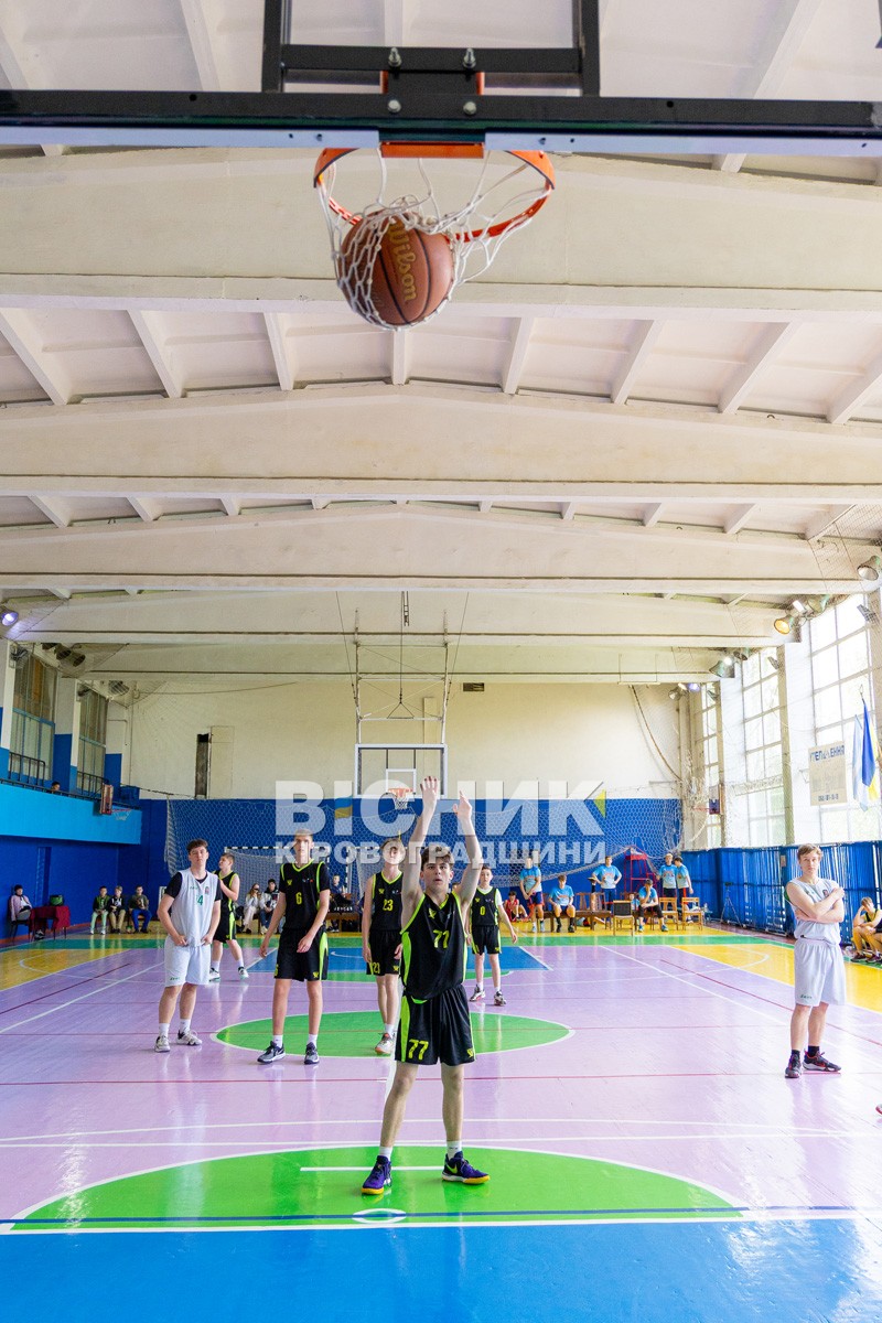 «Комети» сяяли на домашньому паркеті — Світловодськ виборов перемогу у всеукраїнському турнірі