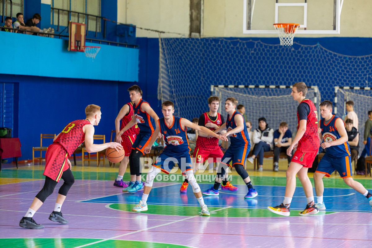 «Комети» сяяли на домашньому паркеті — Світловодськ виборов перемогу у всеукраїнському турнірі