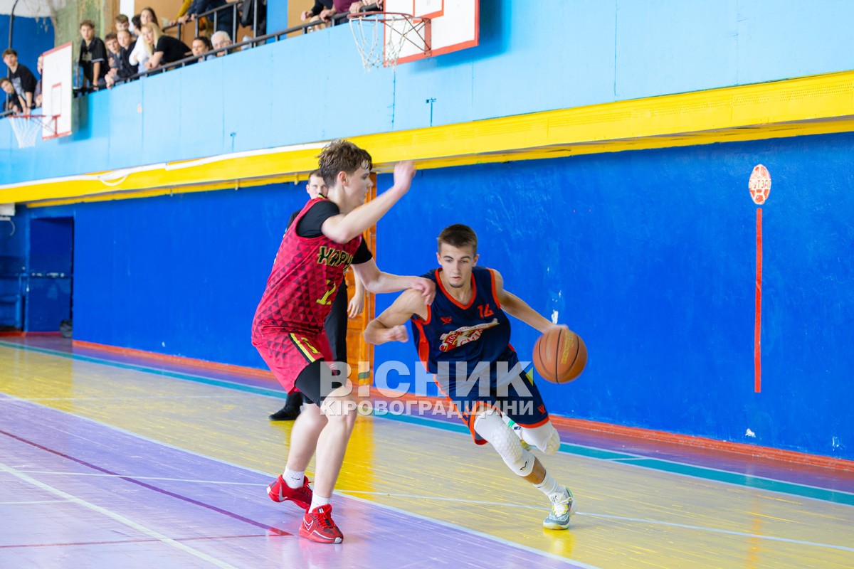 «Комети» сяяли на домашньому паркеті — Світловодськ виборов перемогу у всеукраїнському турнірі