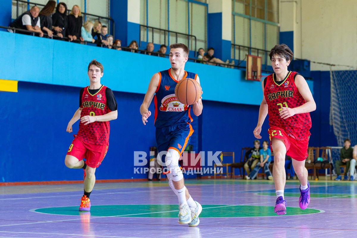 «Комети» сяяли на домашньому паркеті — Світловодськ виборов перемогу у всеукраїнському турнірі