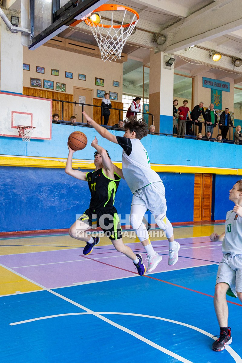 «Комети» сяяли на домашньому паркеті — Світловодськ виборов перемогу у всеукраїнському турнірі