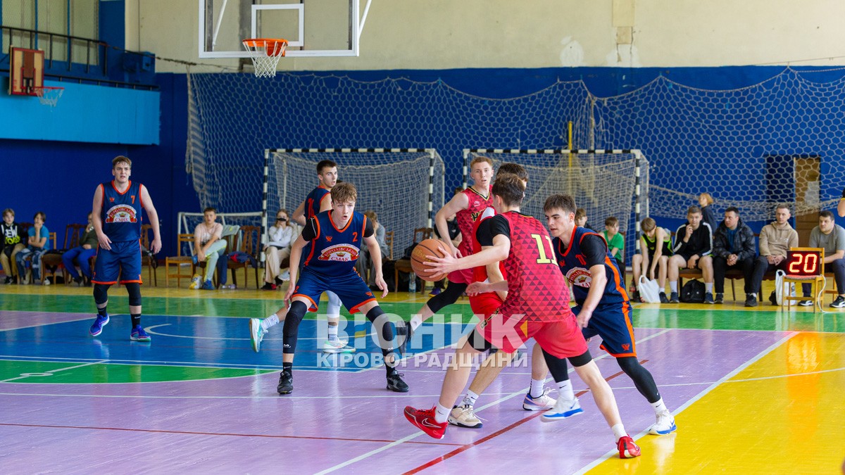 «Комети» сяяли на домашньому паркеті — Світловодськ виборов перемогу у всеукраїнському турнірі