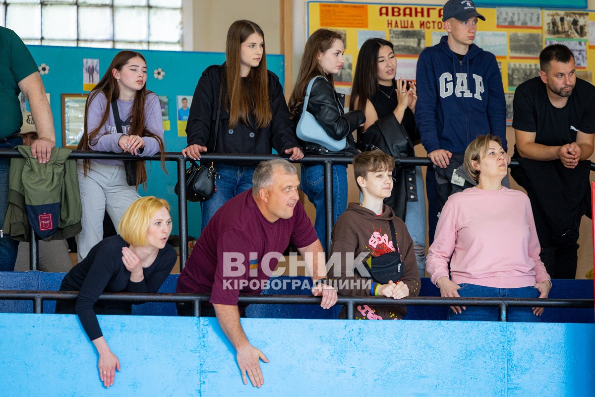 «Комети» сяяли на домашньому паркеті — Світловодськ виборов перемогу у всеукраїнському турнірі