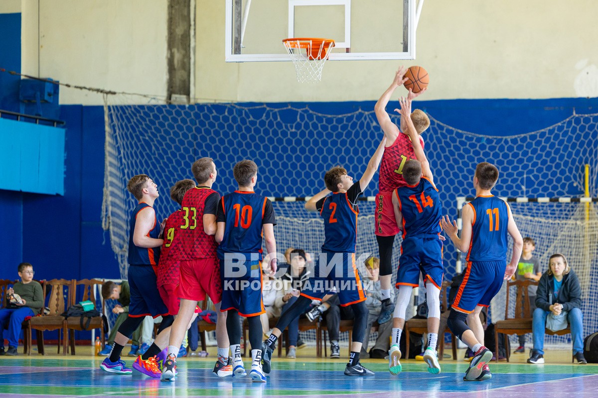 «Комети» сяяли на домашньому паркеті — Світловодськ виборов перемогу у всеукраїнському турнірі