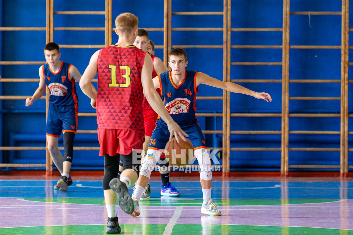 «Комети» сяяли на домашньому паркеті — Світловодськ виборов перемогу у всеукраїнському турнірі