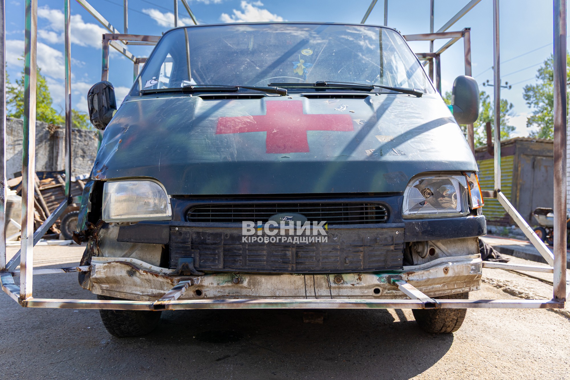 Волонтери зі Світловодська повернули до строю фронтовий евак побратима Волонтери зі Світловодська повернули до строю фронтовий евак побратима