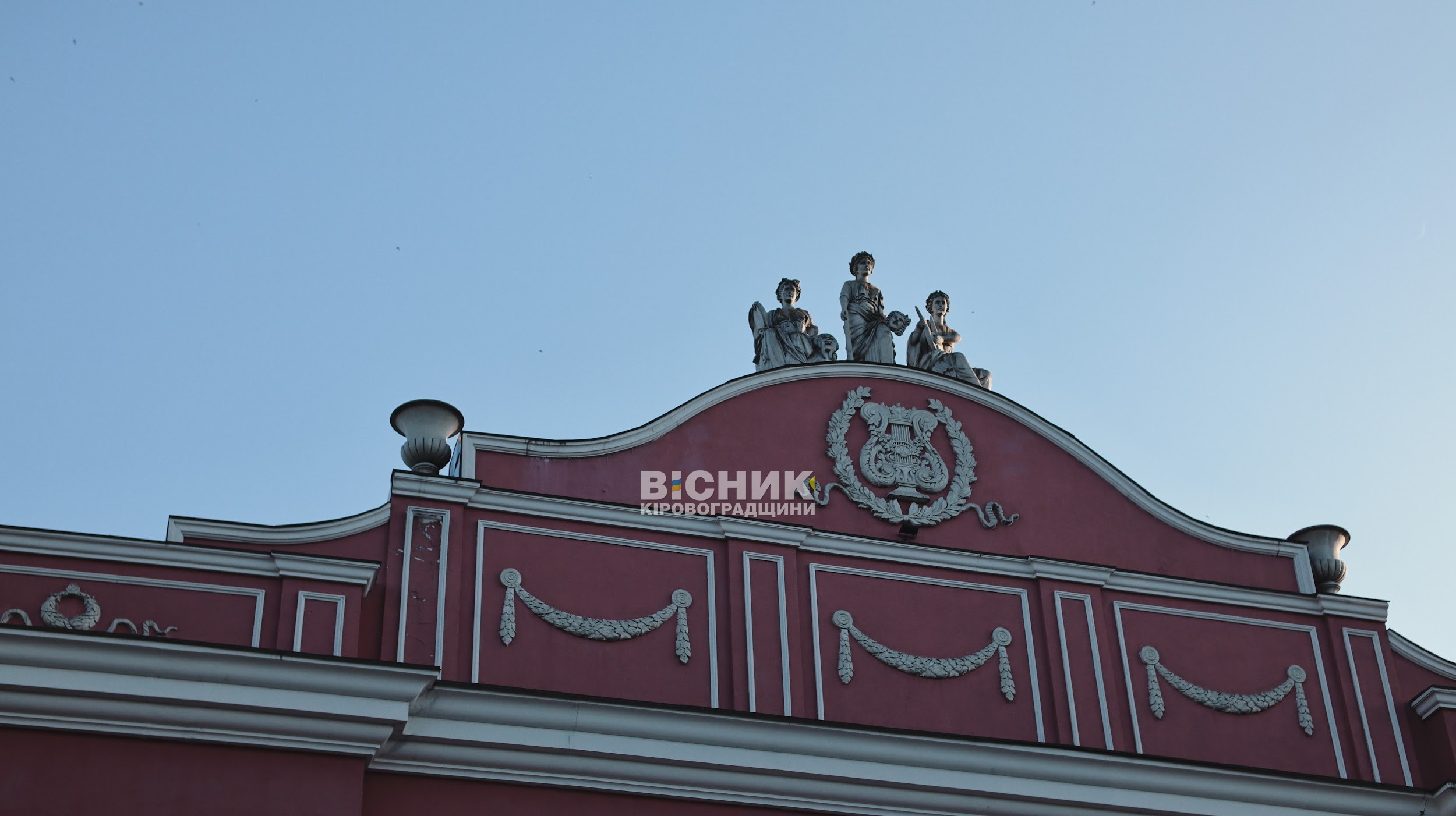 Благодійна екскурсія у Кропивницькому зібрала майже 10 тисяч гривень для аеророзвідки Благодійна екскурсія у Кропивницькому зібрала майже 10 тисяч гривень для аеророзвідки