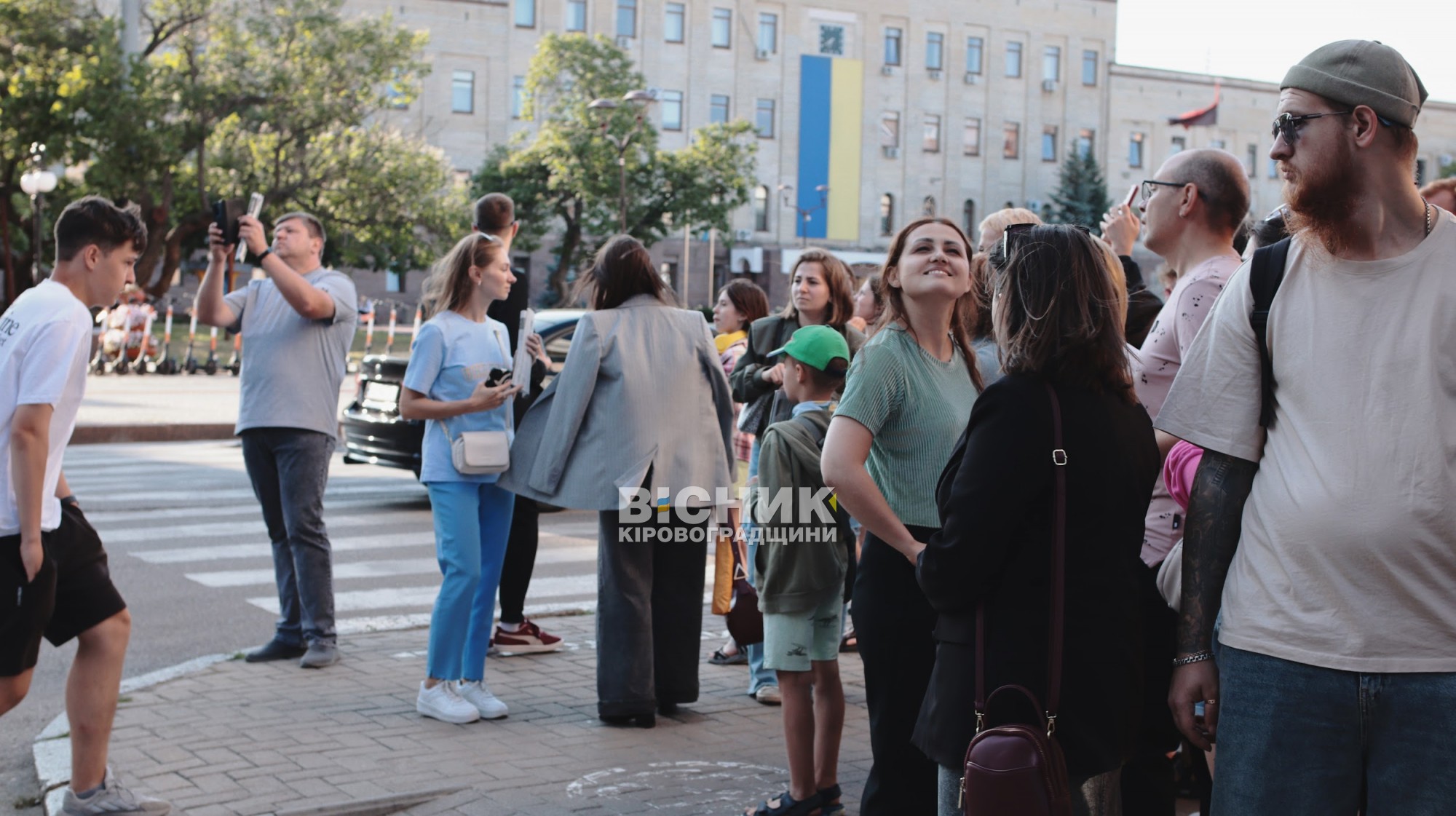 У Кропивницькому згадали Героя Небесної Сотні під час благодійної екскурсії вулицею Віктора Чміленка У Кропивницькому згадали Героя Небесної Сотні під час благодійної екскурсії вулицею Віктора Чміленка
