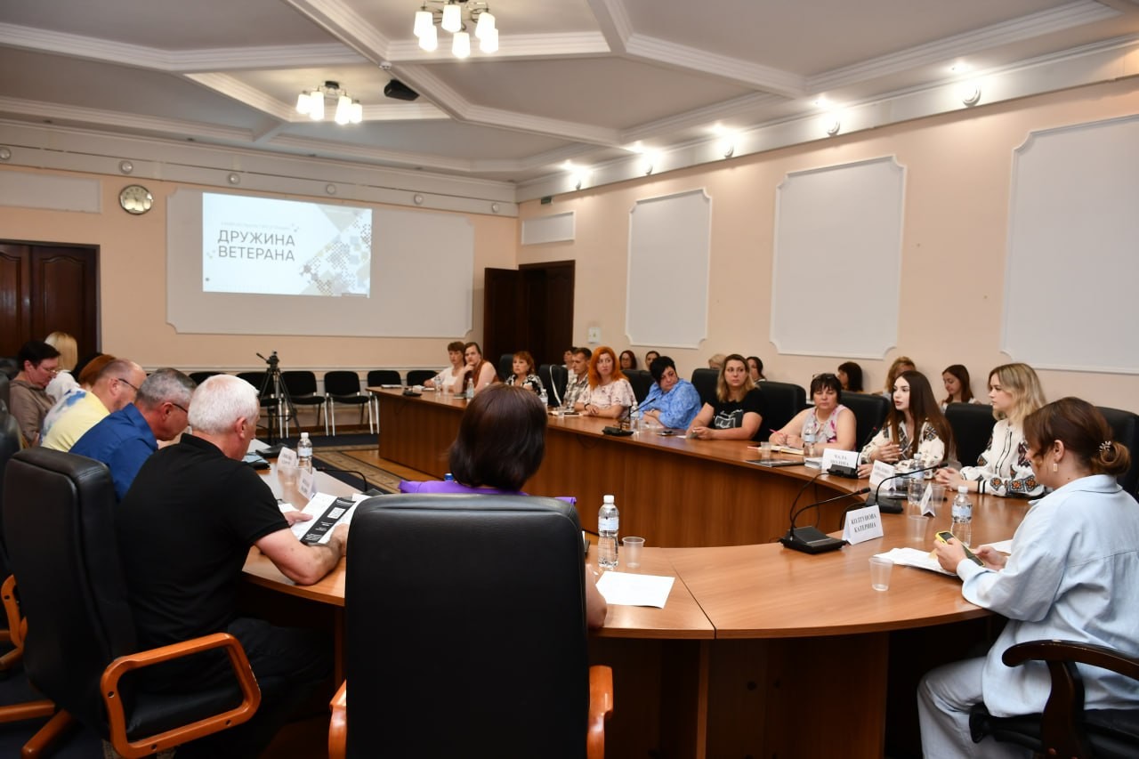 Жінки з Кіровоградщини можуть долучитися до навчальної програми «Дружина ветерана» Жінки з Кіровоградщини можуть долучитися до навчальної програми «Дружина ветерана»