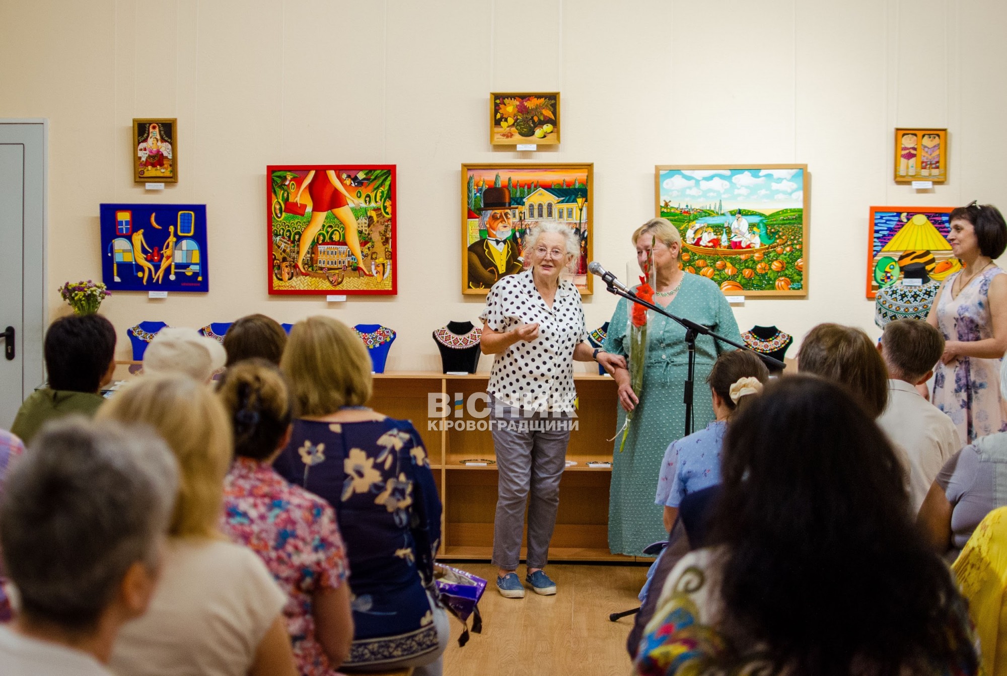 У Кропивницькому відкрилась виставка бісерних прикрас Галини Неділько У Кропивницькому відкрилась виставка бісерних прикрас Галини Неділько