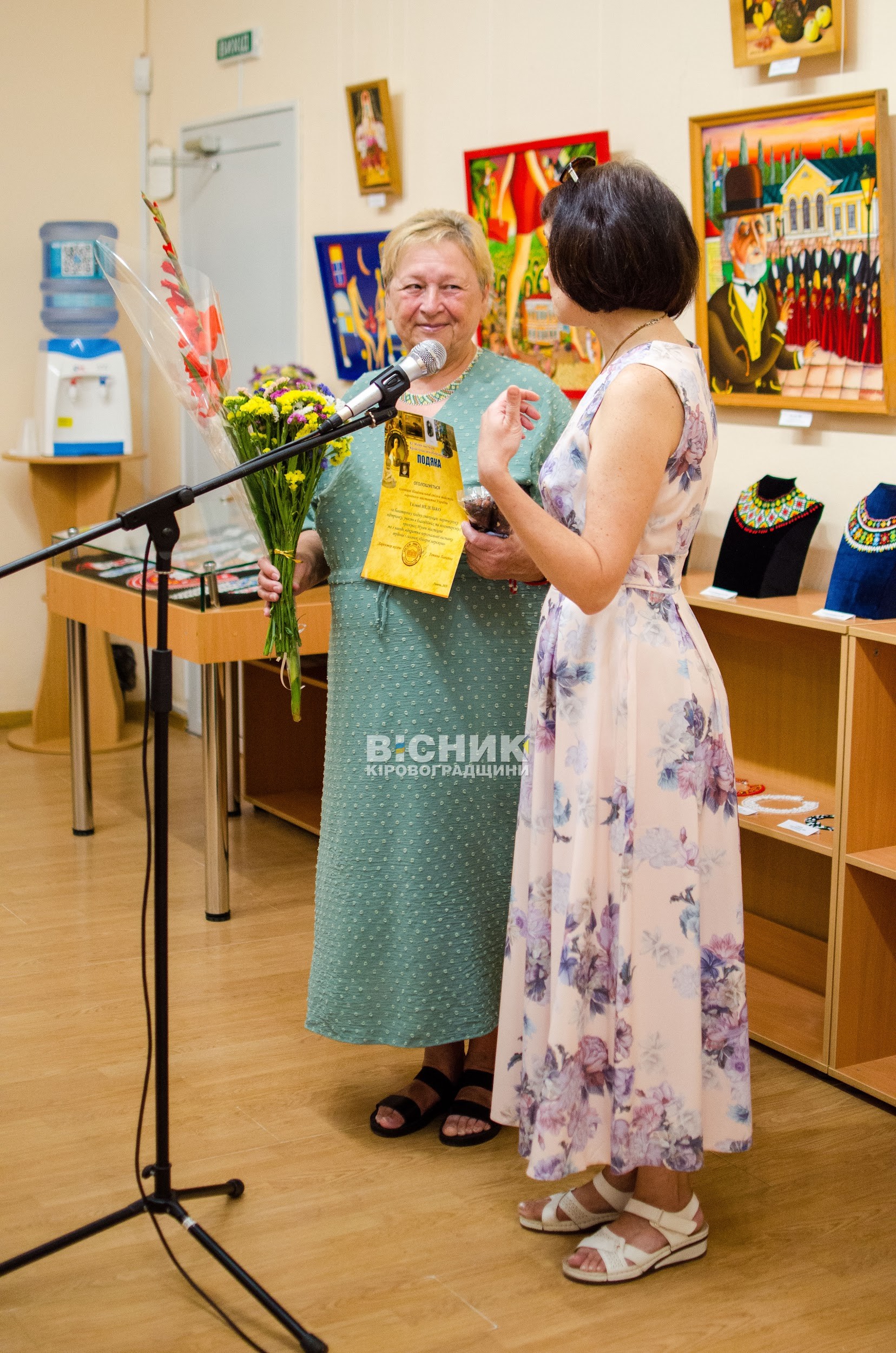 У Кропивницькому відкрилась виставка бісерних прикрас Галини Неділько У Кропивницькому відкрилась виставка бісерних прикрас Галини Неділько