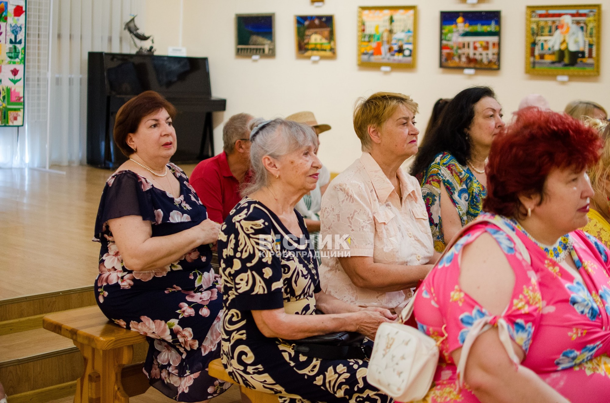 У Кропивницькому відкрилась виставка бісерних прикрас Галини Неділько У Кропивницькому відкрилась виставка бісерних прикрас Галини Неділько