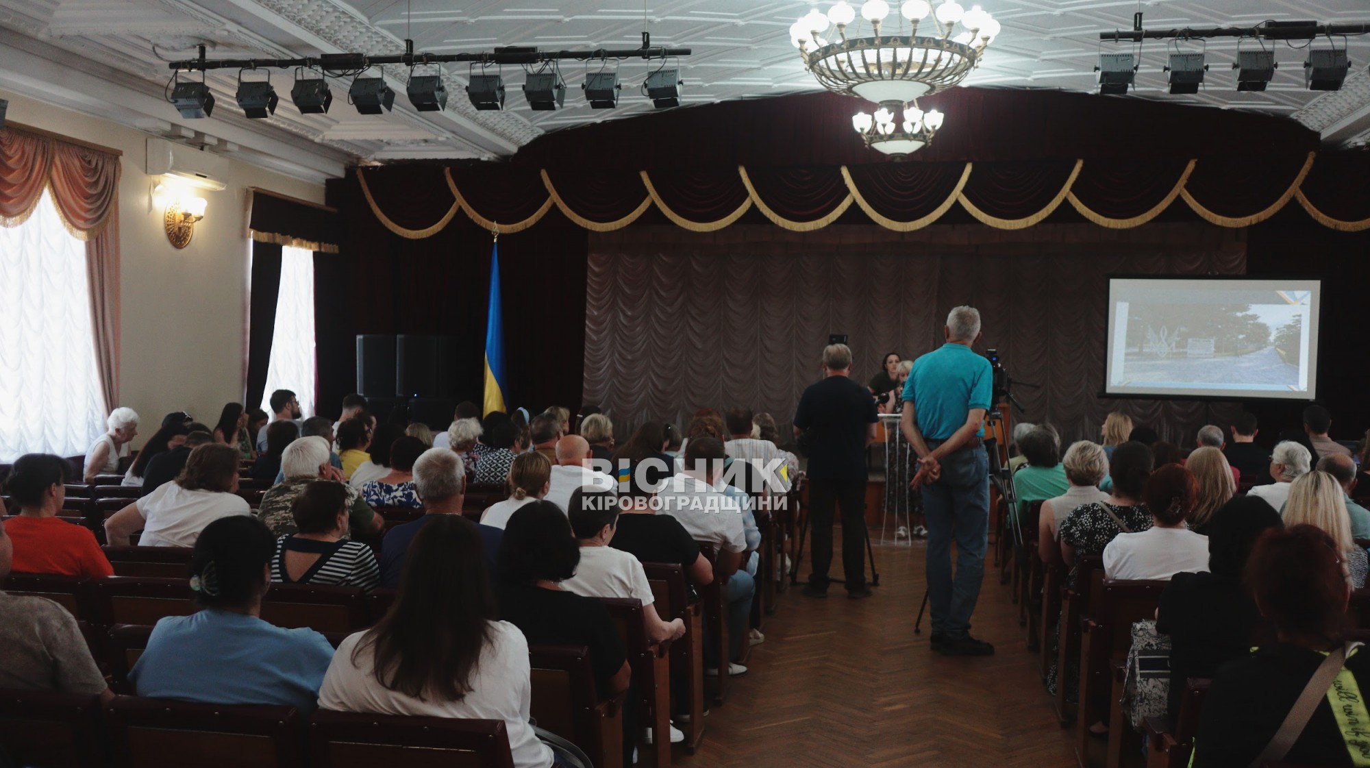 У Кропивницькому відбулися громадські слухання щодо створення Алеї пам’яті загиблих захисників України У Кропивницькому відбулися громадські слухання щодо створення Алеї пам’яті загиблих захисників України