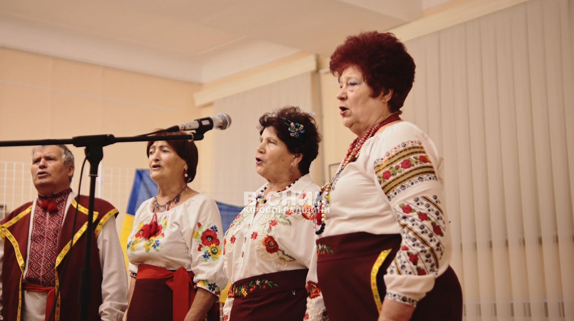 «Киньте все — гармошка грає!»: у Кропивницькому відбувся теплий концерт народної пісні та єдності «Киньте все — гармошка грає!»: у Кропивницькому відбувся теплий концерт народної пісні та єдності