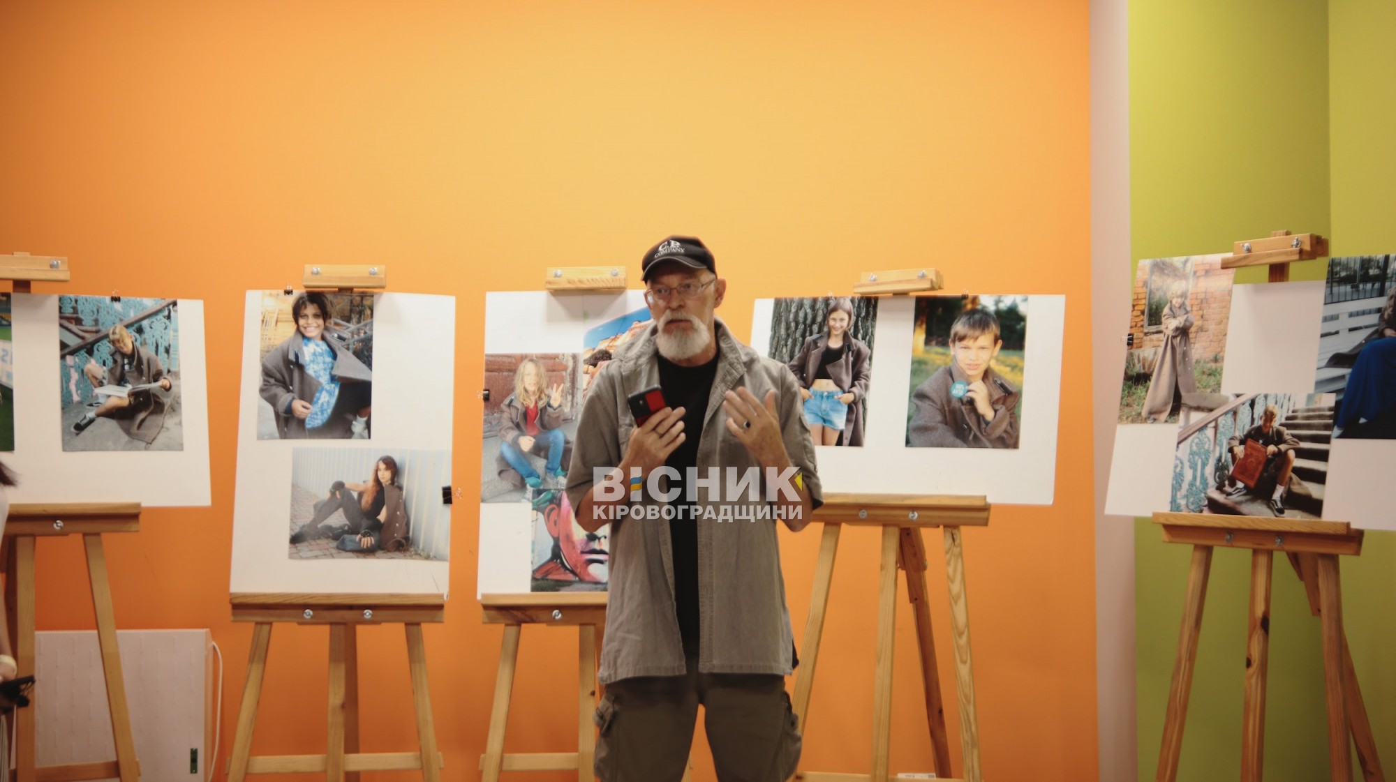«Суб’єктність»: у Кропивницькому відкрили фотовиставку, де діти через світлини говорять про свободу
