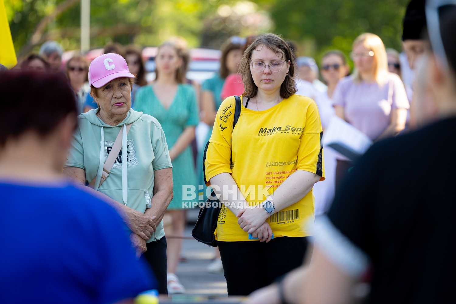 У Світловодську провели в останню земну дорогу захисника України Дениса Голіка У Світловодську провели в останню земну дорогу захисника України Дениса Голіка