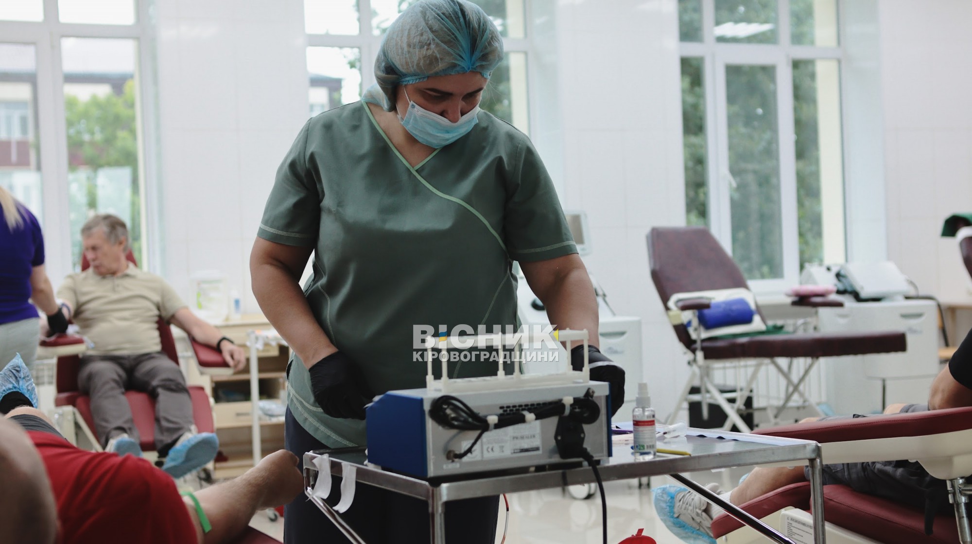 «Здай кров — врятуй життя»: у Кропивницькому пройшла благодійна акція донорства