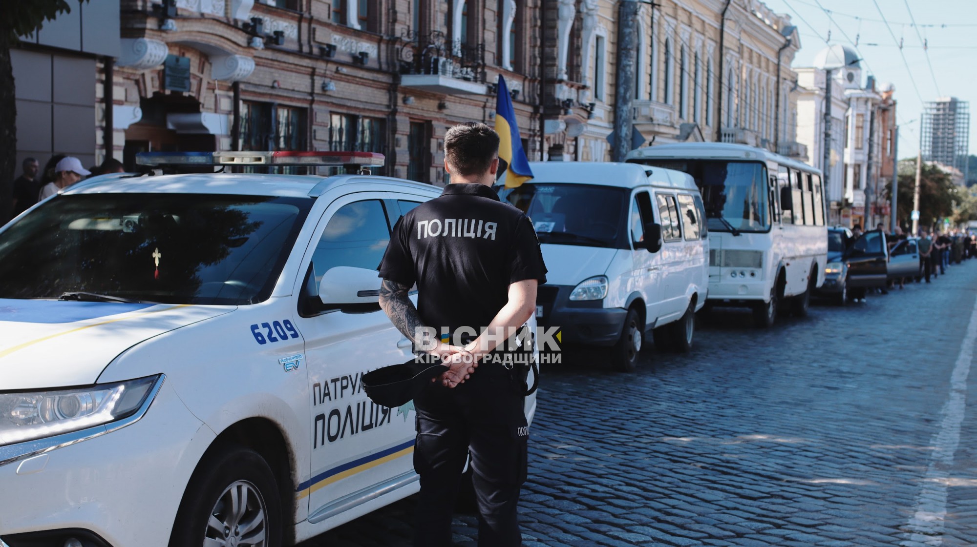 Кропивницький попрощався з полеглими захисниками Олександром Горкушею та Юрієм Сімонешком Кропивницький попрощався з полеглими захисниками Олександром Горкушею та Юрієм Сімонешком