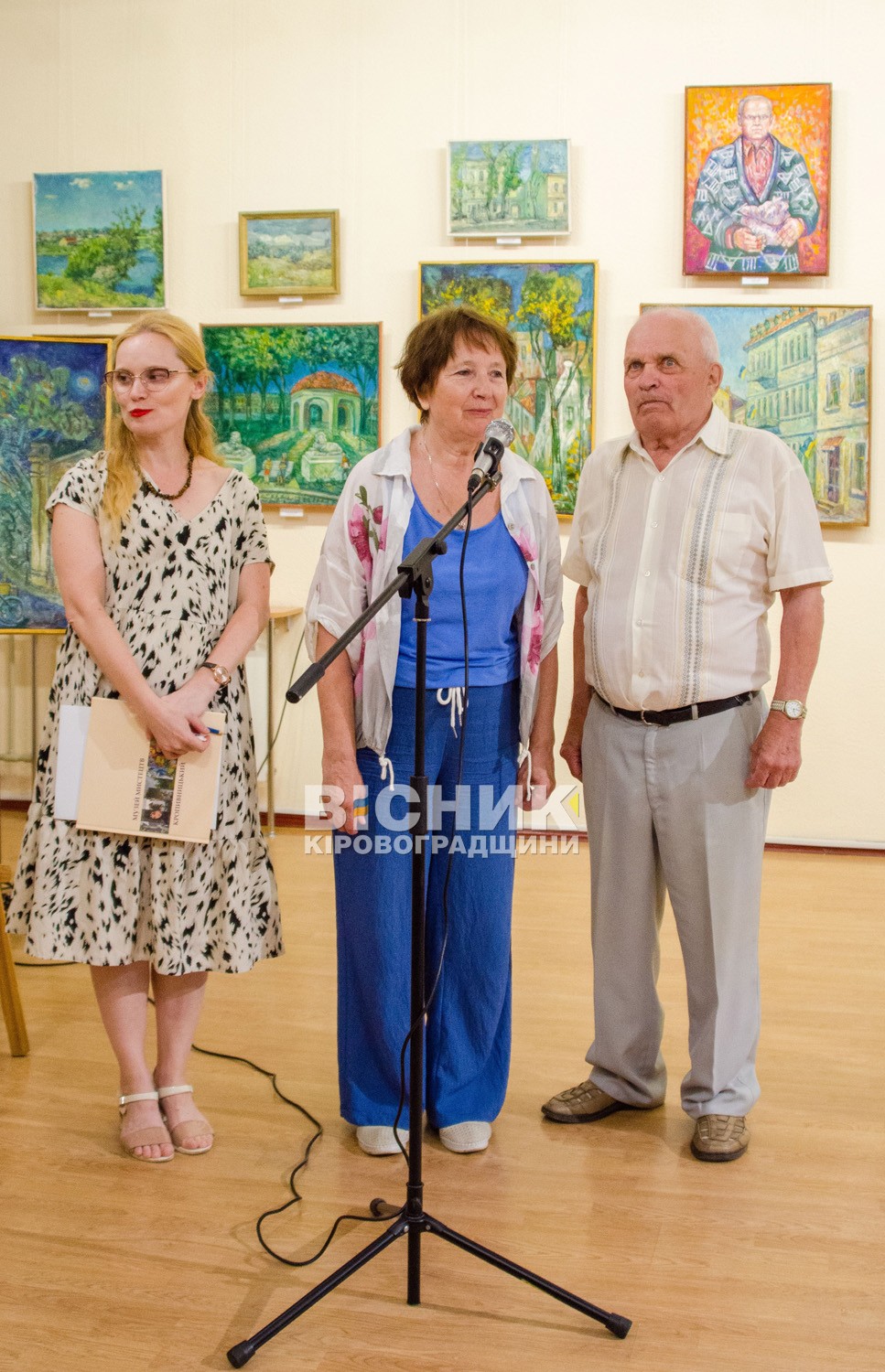 "Є місто, яке я бачу уві сні": у Кропивницькому відкрилася виставка Геннадія Горбунова "Є місто, яке я бачу уві сні": у Кропивницькому відкрилася виставка Геннадія Горбунова