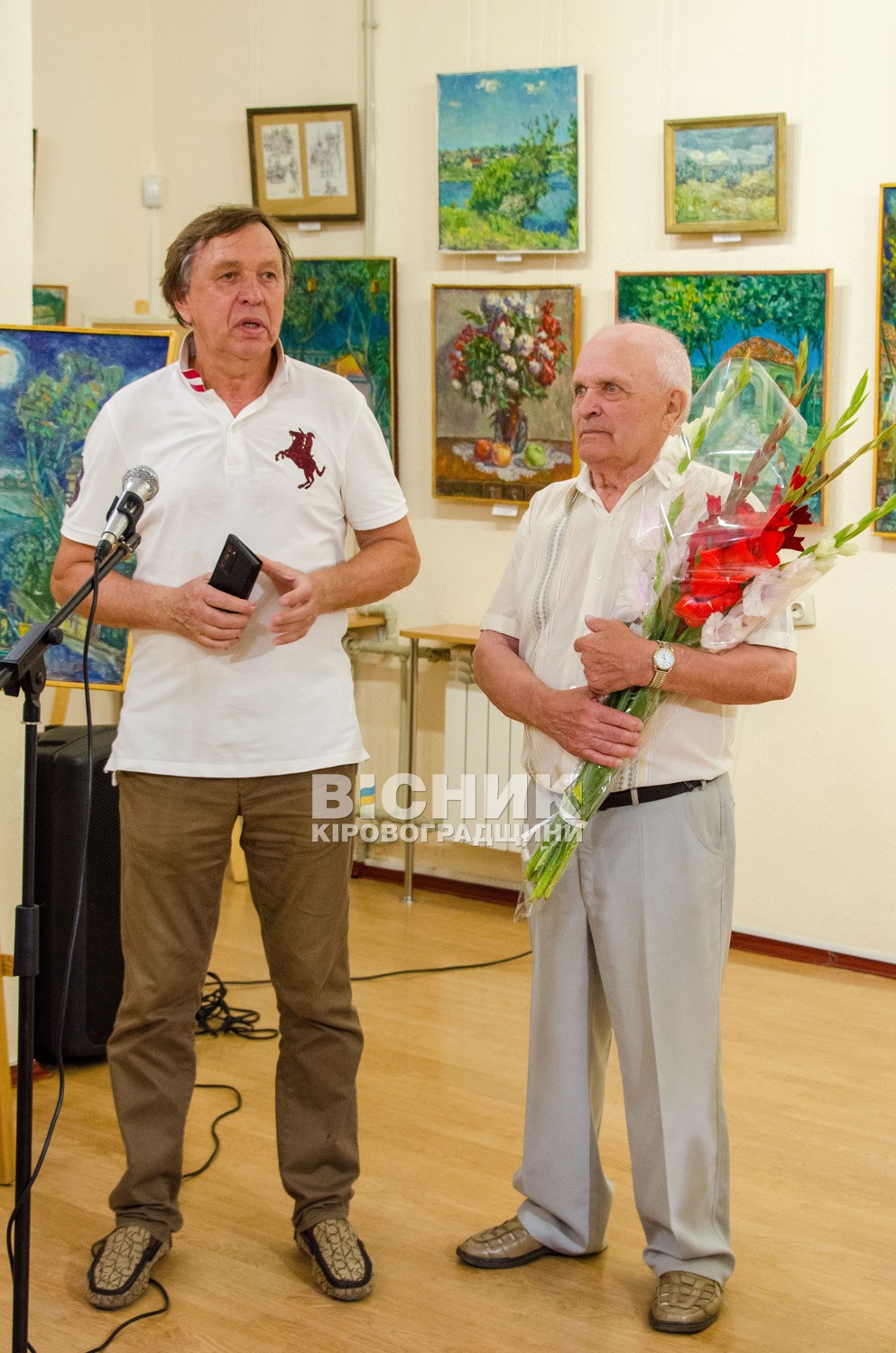 "Є місто, яке я бачу уві сні": у Кропивницькому відкрилася виставка Геннадія Горбунова "Є місто, яке я бачу уві сні": у Кропивницькому відкрилася виставка Геннадія Горбунова