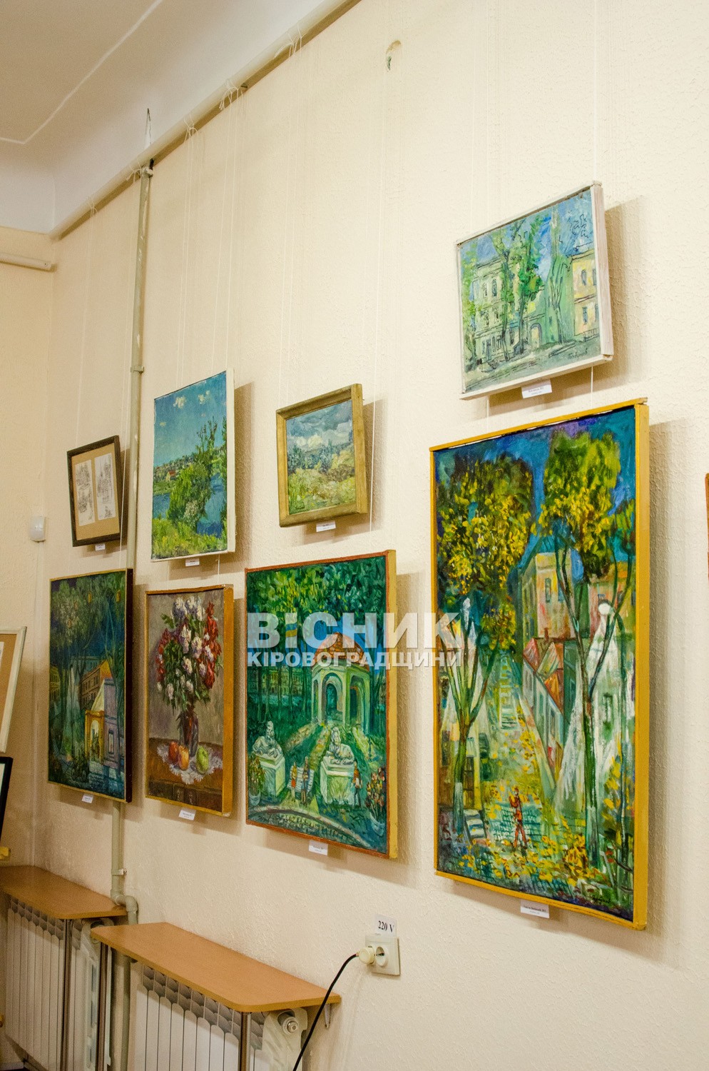 "Є місто, яке я бачу уві сні": у Кропивницькому відкрилася виставка Геннадія Горбунова "Є місто, яке я бачу уві сні": у Кропивницькому відкрилася виставка Геннадія Горбунова