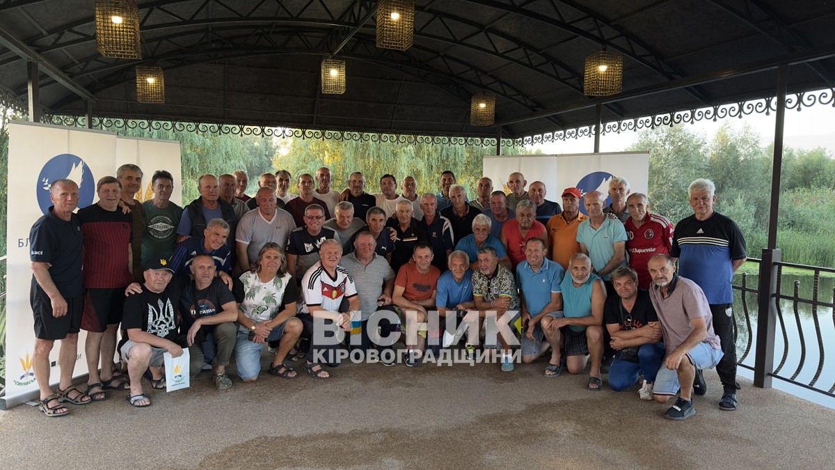 Ветерани "Металурга" привезли два кубки до Світловодська