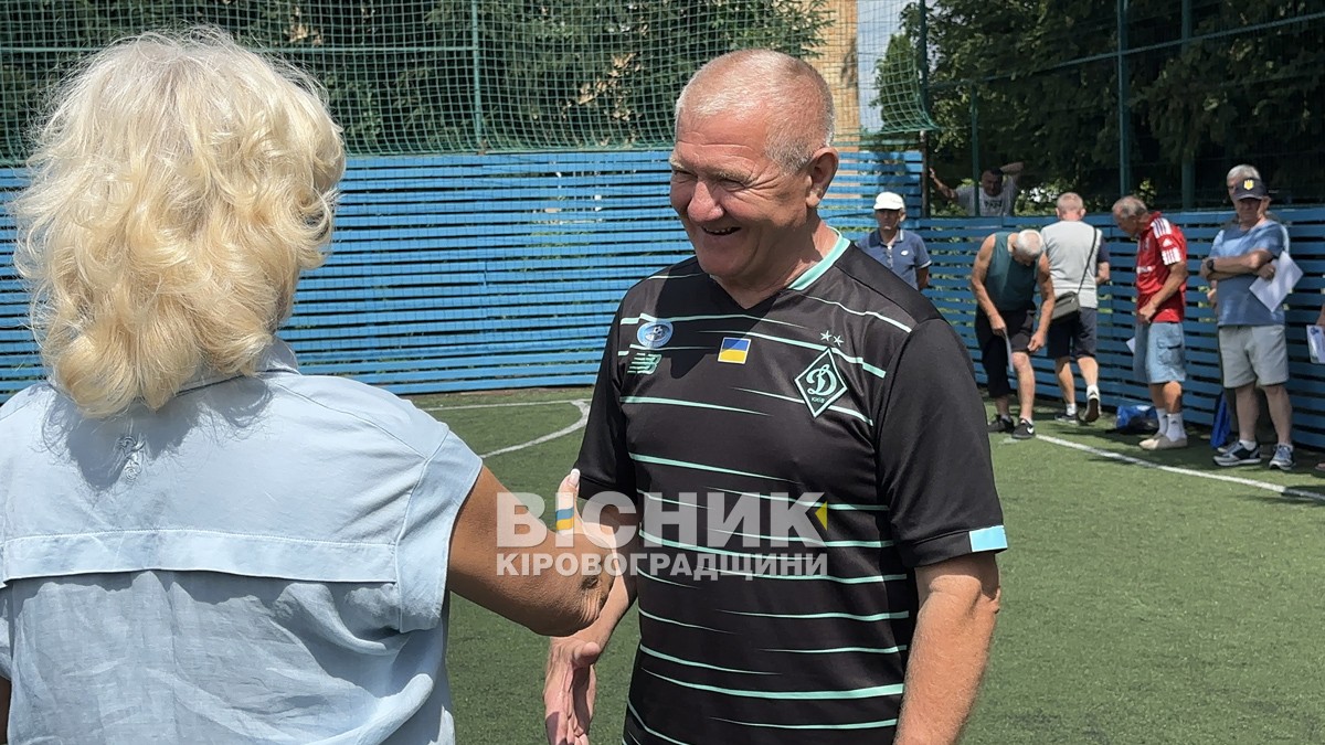 Ветерани "Металурга" привезли два кубки до Світловодська