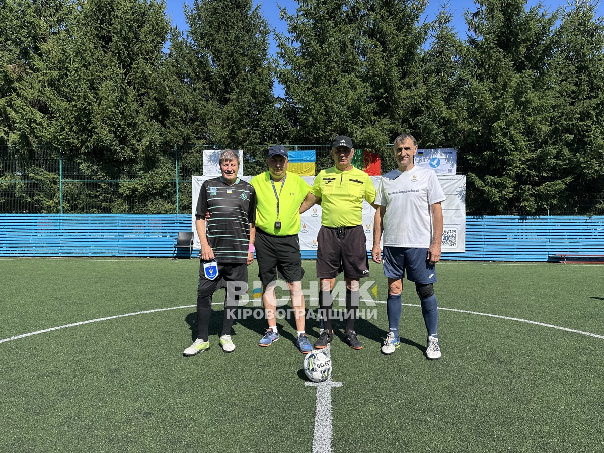 Ветерани "Металурга" привезли два кубки до Світловодська