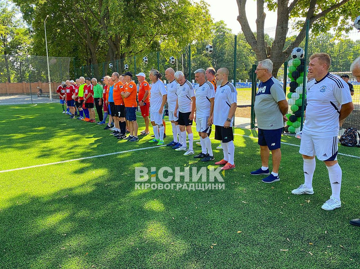 Ветерани "Металурга" привезли два кубки до Світловодська