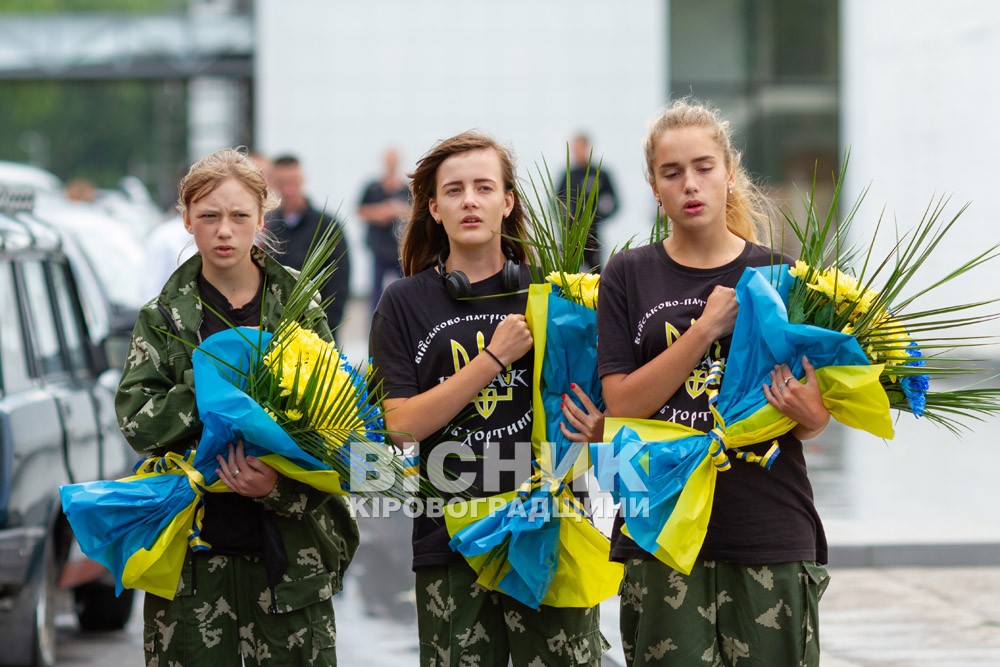 У Світловодську відкрили пам’ятник «Борцям за Волю та Незалежність України»
