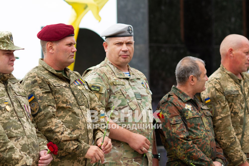 У Світловодську відкрили пам’ятник «Борцям за Волю та Незалежність України»