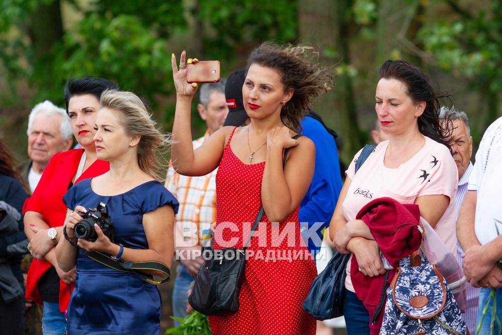 У Світловодську відкрили пам’ятник «Борцям за Волю та Незалежність України»