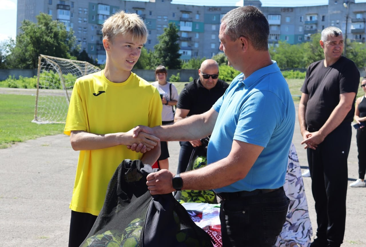 На Кіровоградщині День молоді відзначили спортивними змаганнями, концертами та благодійними акціями На Кіровоградщині День молоді відзначили спортивними змаганнями, концертами та благодійними акціями