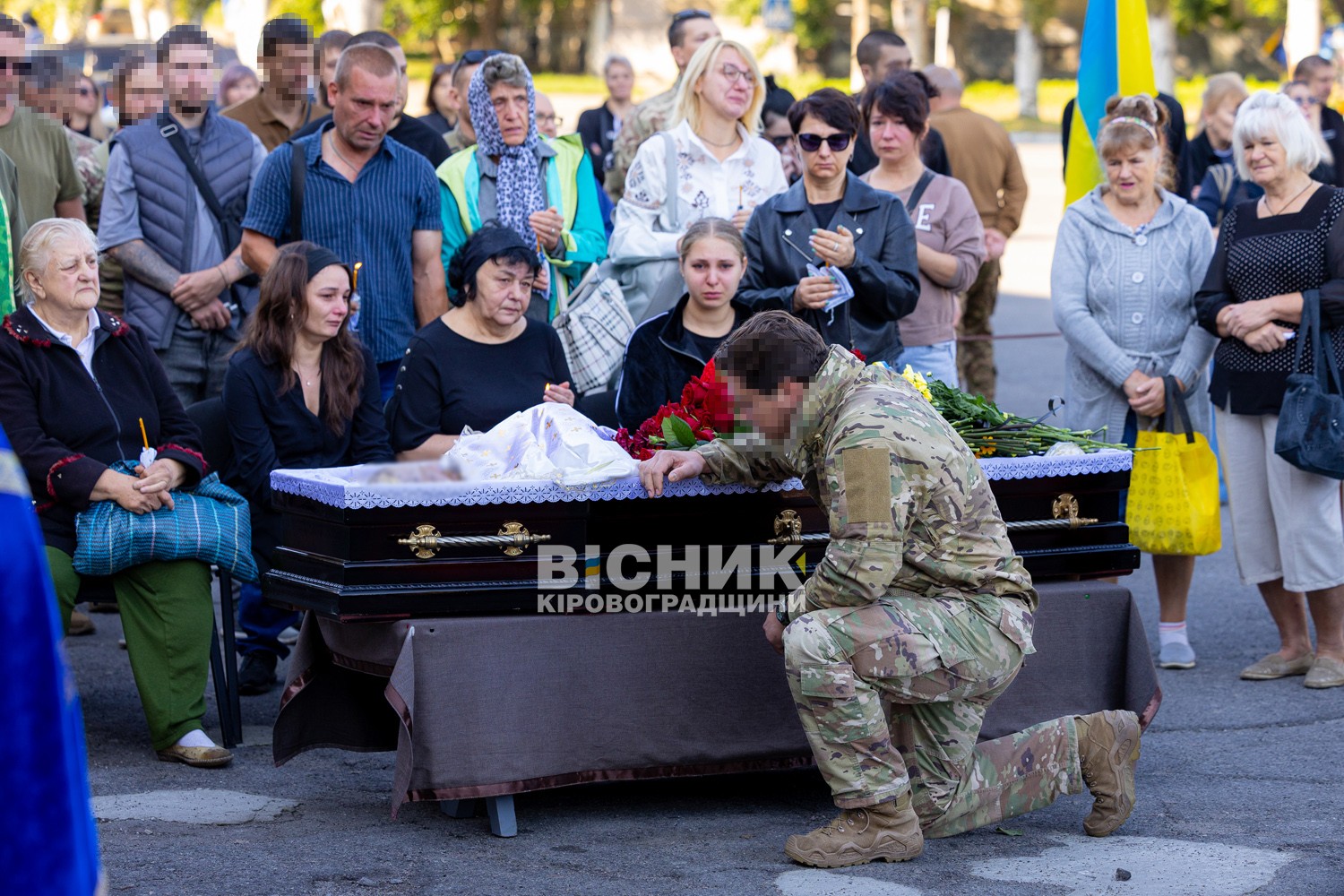 Світловодськ провів в останню путь захисника України Семена Котова Світловодськ провів в останню путь захисника України Семена Котова