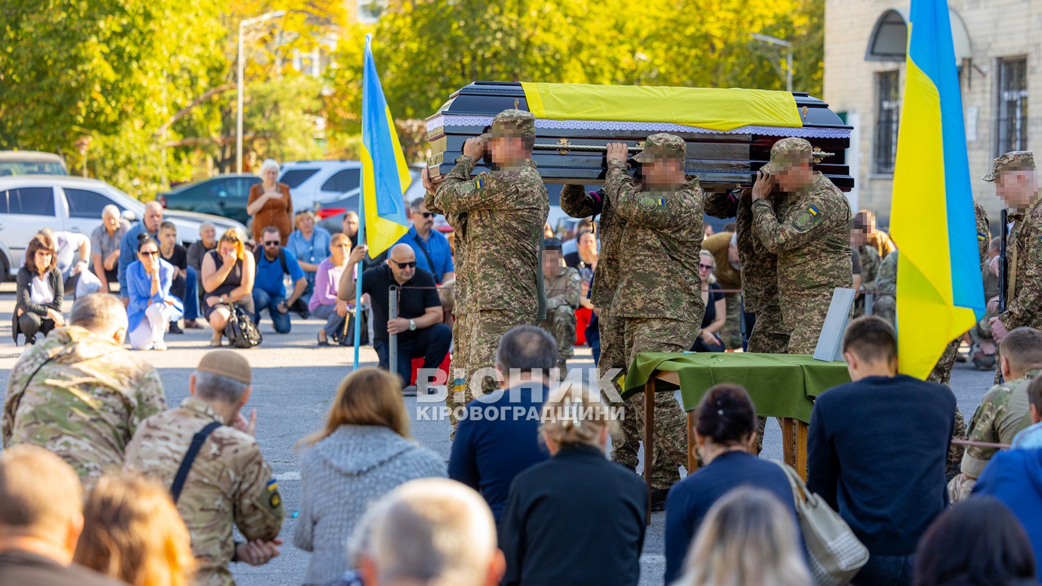 Світловодськ провів в останню путь захисника України Семена Котова Світловодськ провів в останню путь захисника України Семена Котова