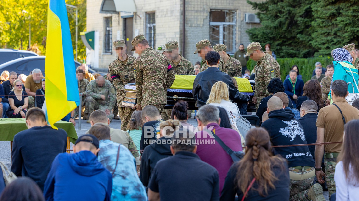 Світловодськ провів в останню путь захисника України Семена Котова Світловодськ провів в останню путь захисника України Семена Котова