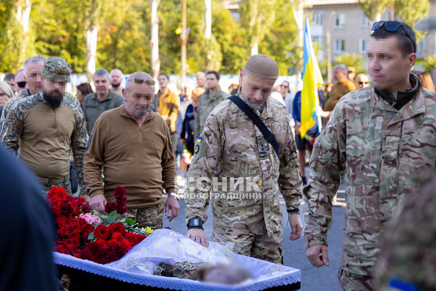 Світловодськ провів в останню путь захисника України Семена Котова Світловодськ провів в останню путь захисника України Семена Котова