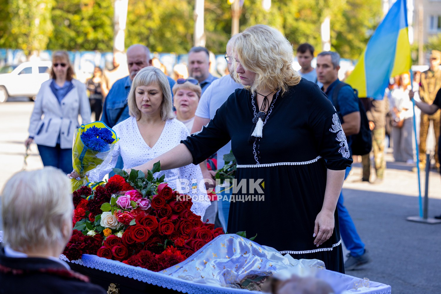 Світловодськ провів в останню путь захисника України Семена Котова Світловодськ провів в останню путь захисника України Семена Котова