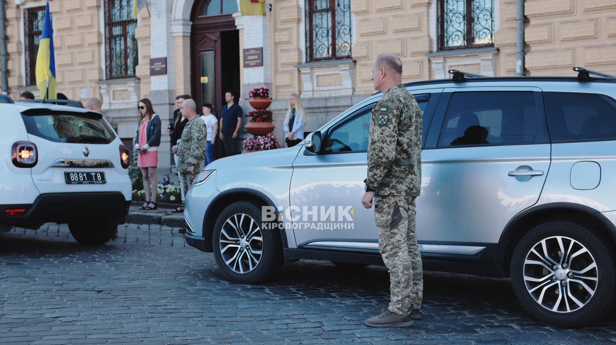 Кропивницький провів в останню путь майора Сергія Бондаря Кропивницький провів в останню путь майора Сергія Бондаря