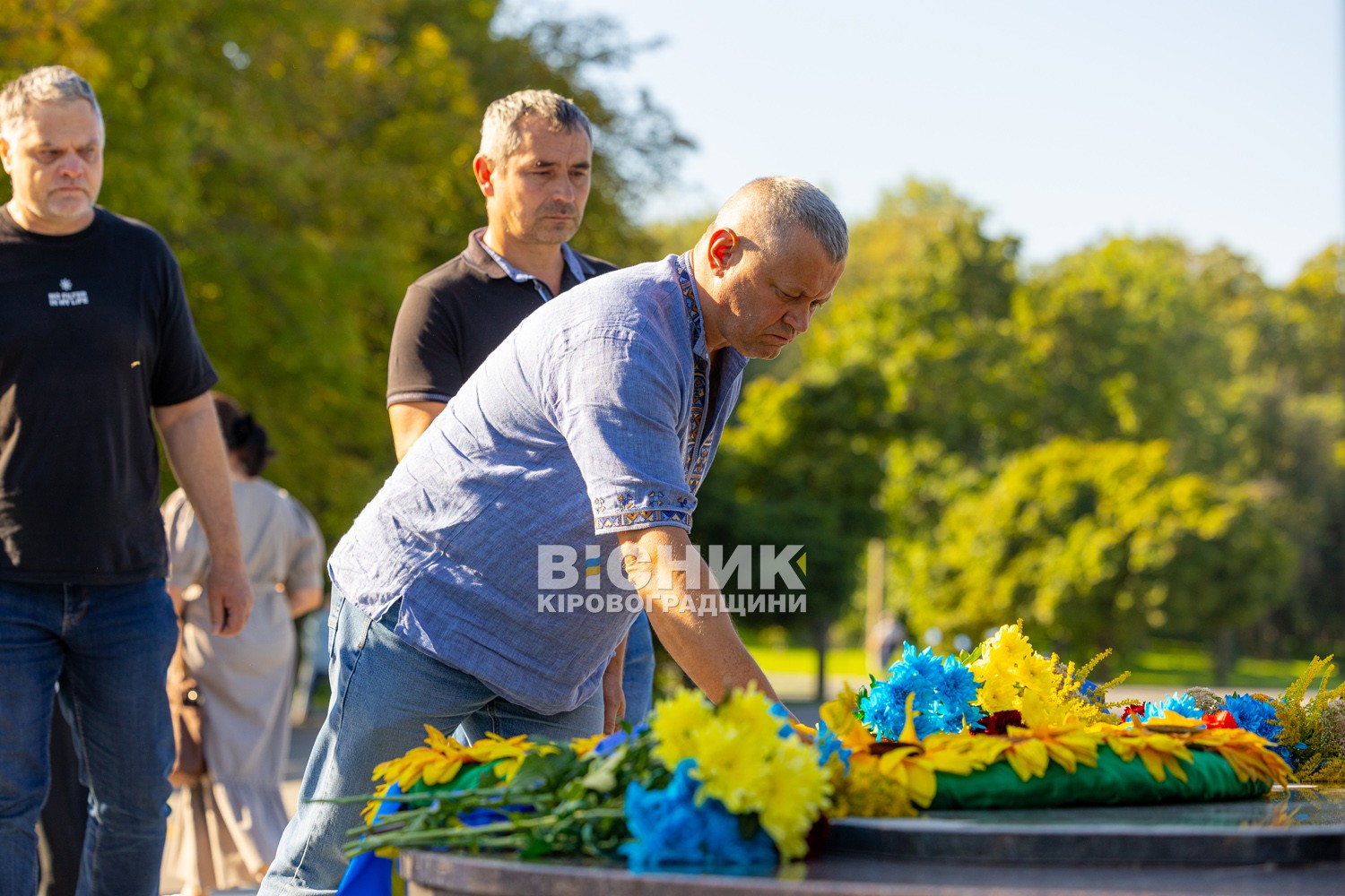 Мітинг до Дня пам'яті загиблих захисників України відбувся у Світловодську Мітинг до Дня пам'яті загиблих захисників України відбувся у Світловодську