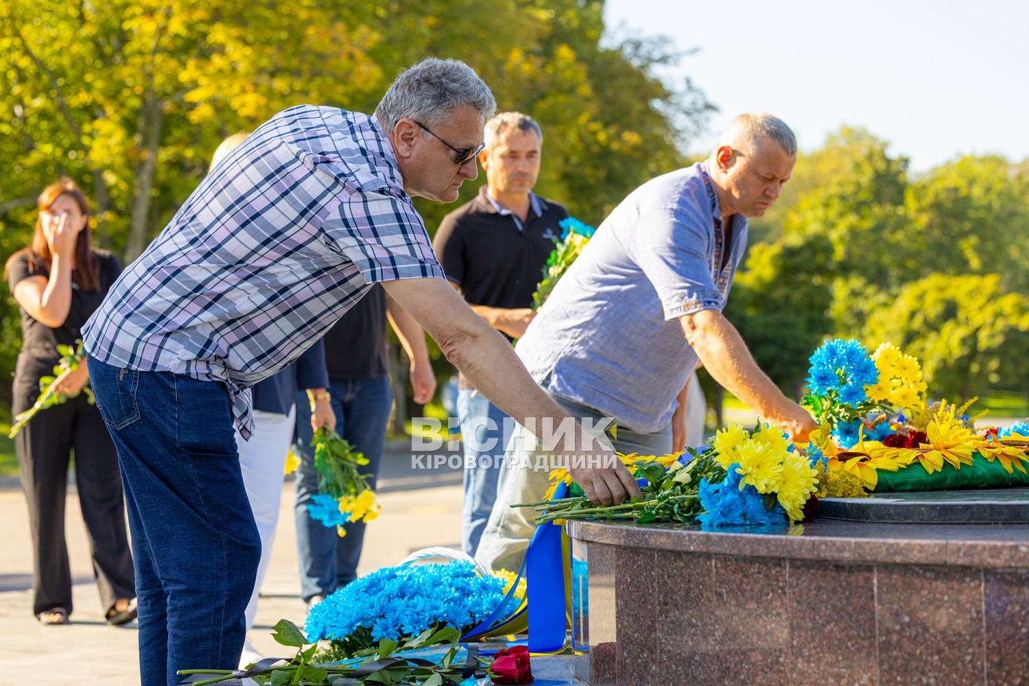 Мітинг до Дня пам'яті загиблих захисників України відбувся у Світловодську Мітинг до Дня пам'яті загиблих захисників України відбувся у Світловодську