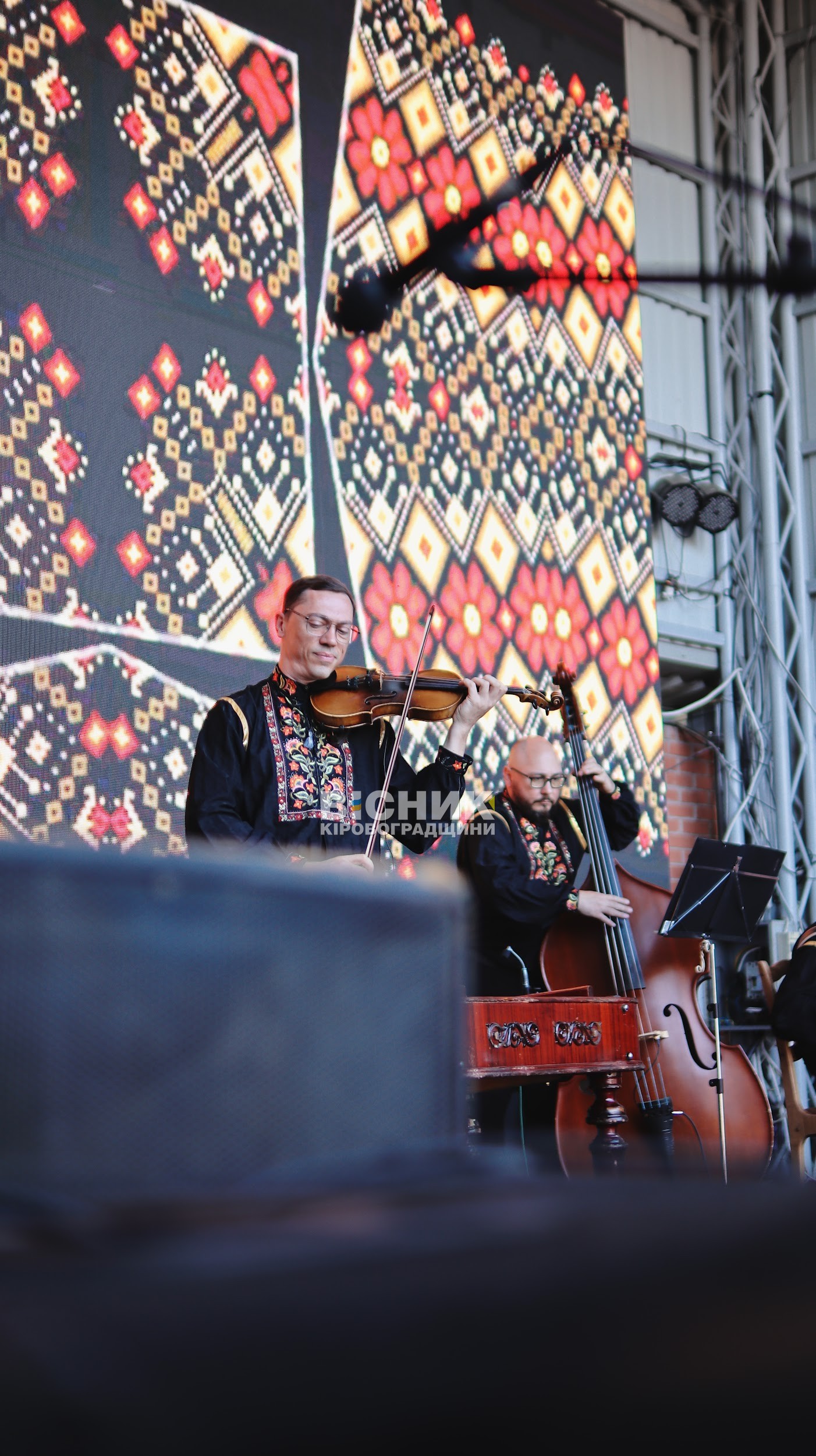 «Сила мистецтва – Сила сталі!»: у Кропивницькому мистецтво об’єднало громаду задля перемоги