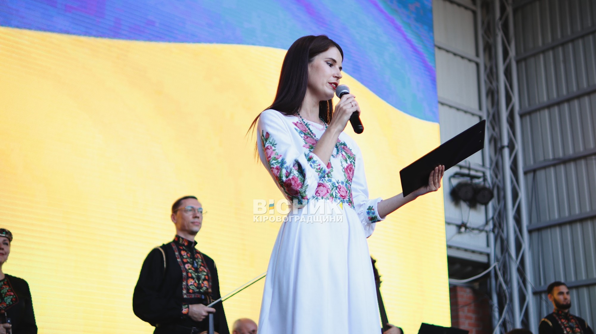 «Сила мистецтва – Сила сталі!»: у Кропивницькому мистецтво об’єднало громаду задля перемоги
