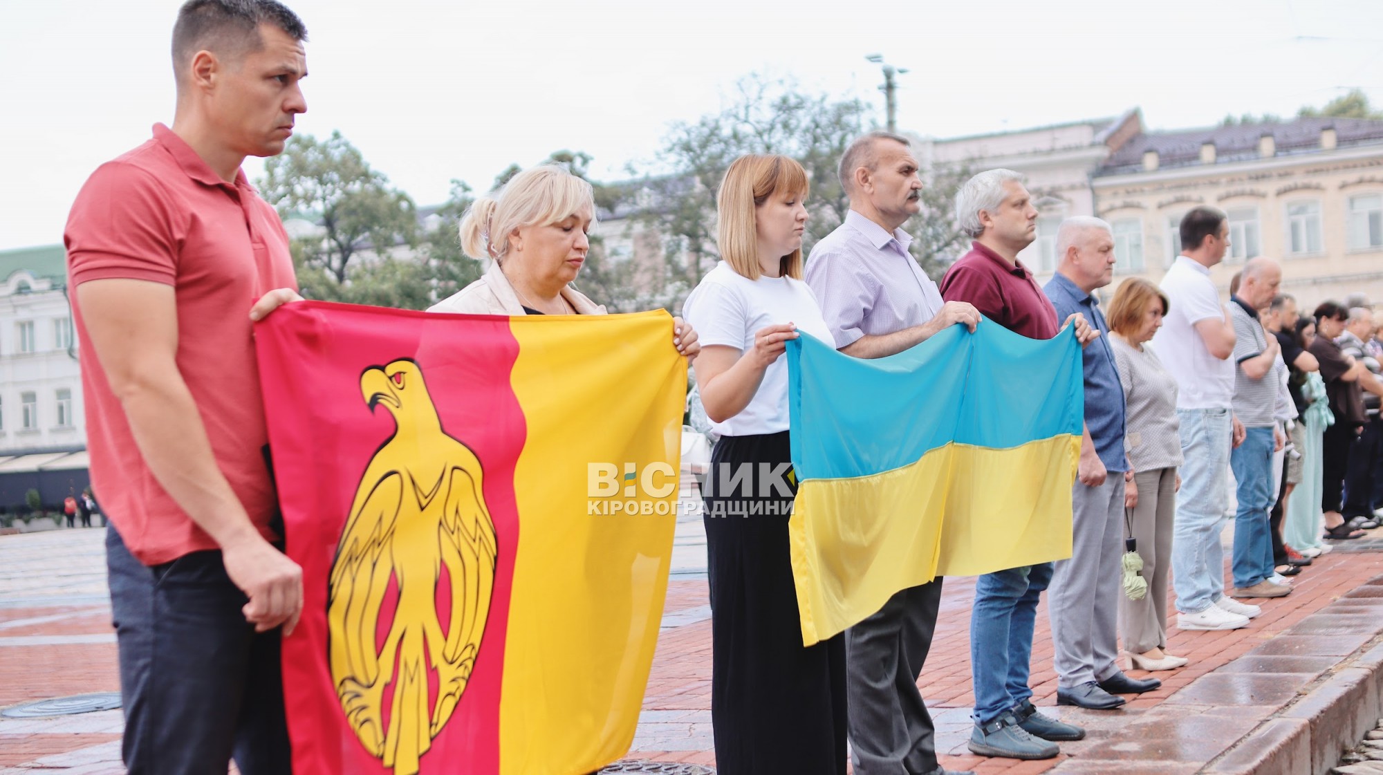 Кропивницький попрощався із солдатом Олександром Максименко Кропивницький попрощався із солдатом Олександром Максименко