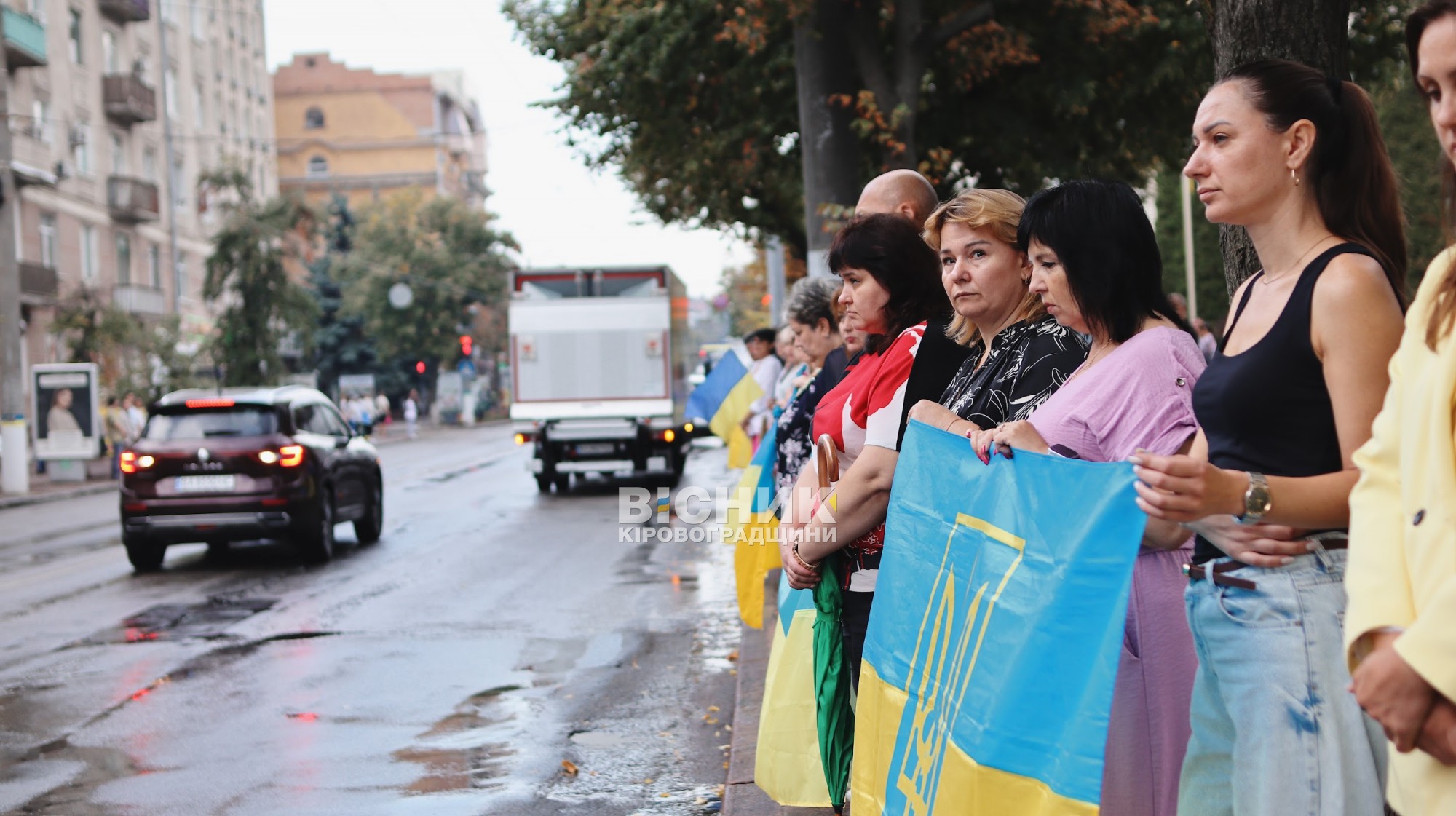 Кропивницький попрощався із солдатом Олександром Максименко Кропивницький попрощався із солдатом Олександром Максименко