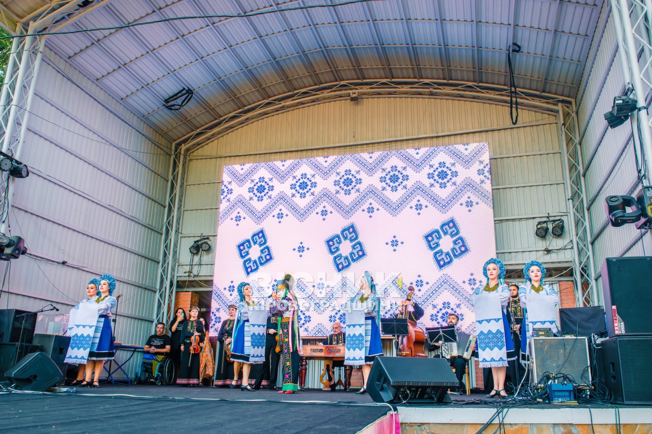 «Сила мистецтва – Сила сталі!»: у Кропивницькому мистецтво об’єднало громаду задля перемоги